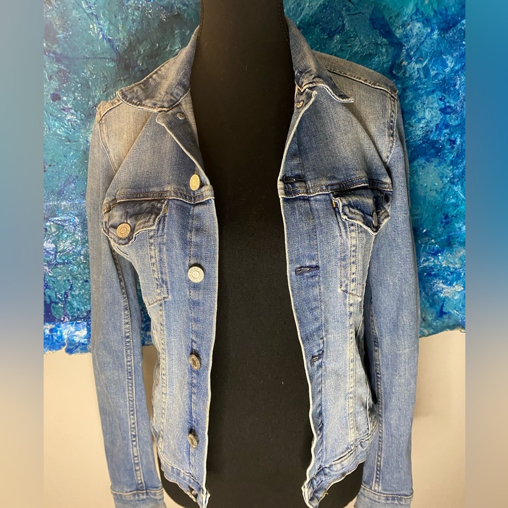 Jean jacket - Picture 2 of 13